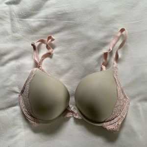 Victoria’s Secret bra